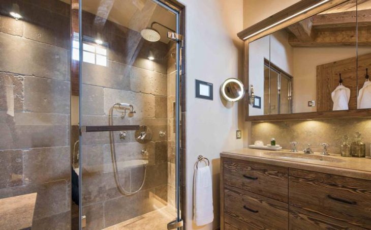 Chalet Chouqui, Verbier, Bathroom
